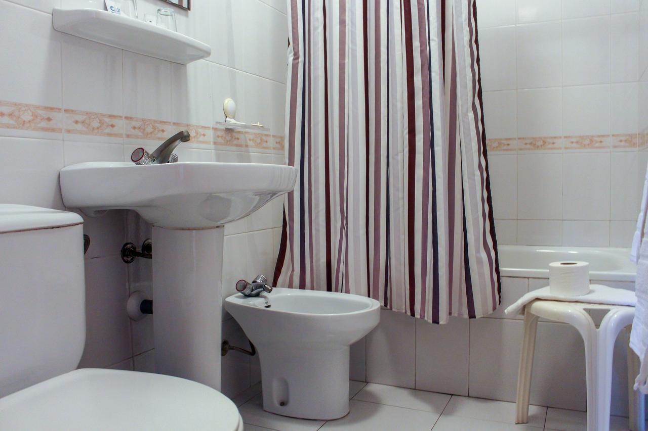 Hostal Esperanza Benajarafe Extérieur photo