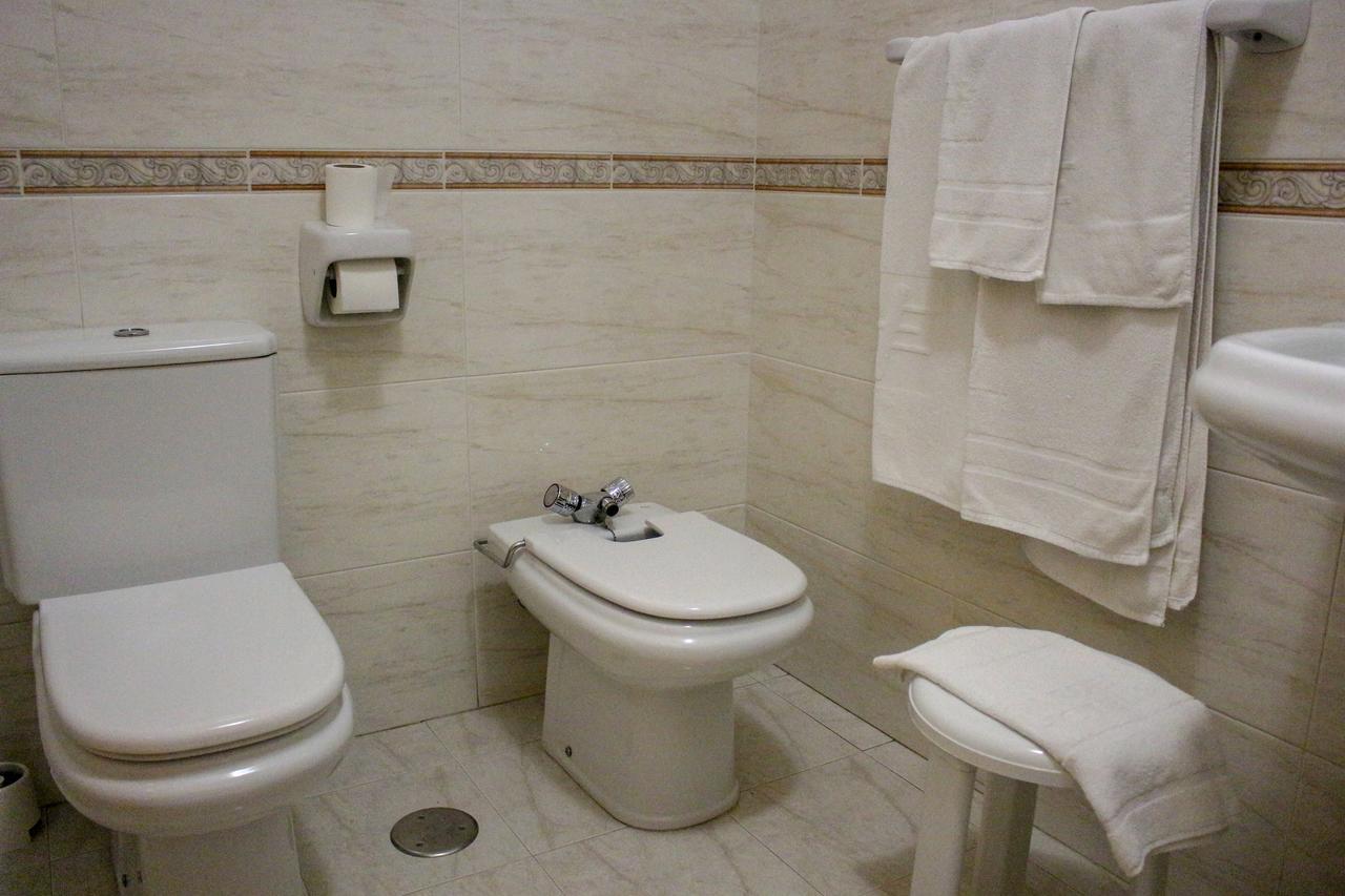 Hostal Esperanza Benajarafe Extérieur photo