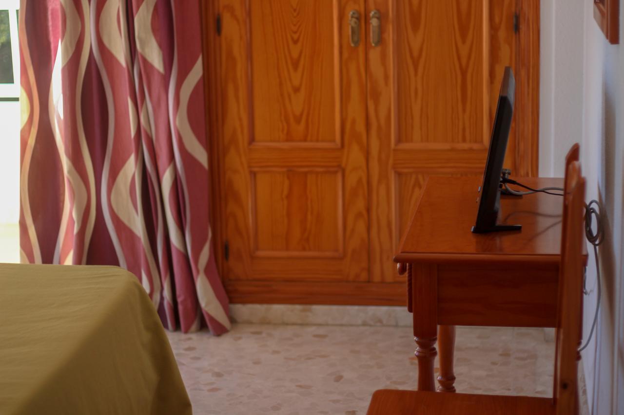 Hostal Esperanza Benajarafe Extérieur photo