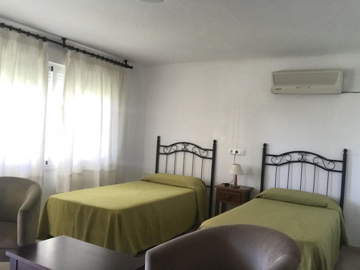 Hostal Esperanza Benajarafe Extérieur photo