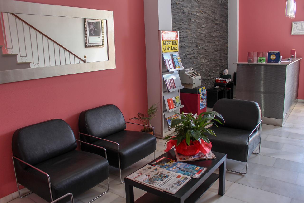 Hostal Esperanza Benajarafe Extérieur photo